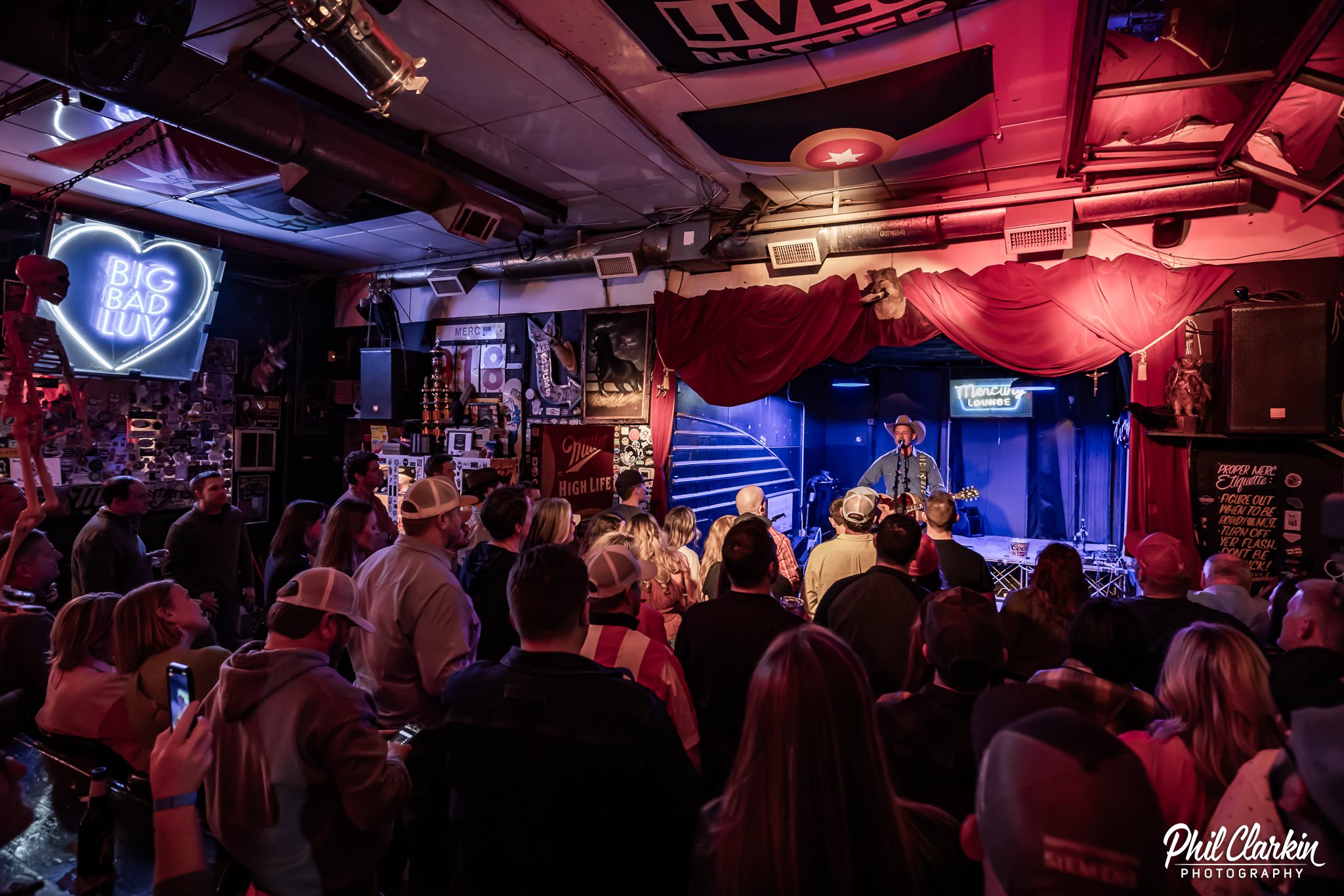 Experience Tulsa's Live Music Scene